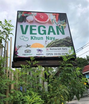 Sign at Vegan Khunnay in Koh Samui