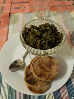 Seaweed tartare at Invita Fresh Food in Toulouse