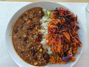 chili meal at Alcachofra Cafe in Faro