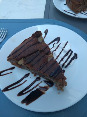 Banana, peanut butter and cacao cake at Alcachofra Cafe in Faro