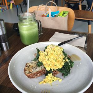 tofu scramble and repair juice smoothie  at Wholefood Merchants Kitchen in Ferntree Gully