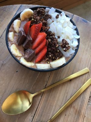 Choc mint bowl at Love Your Soul in Parkdale