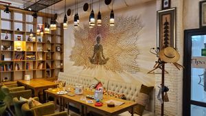 Очень уютно внутри at Prasad in Yalta