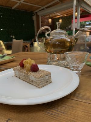 Кокосовый медовик  at Prasad in Yalta