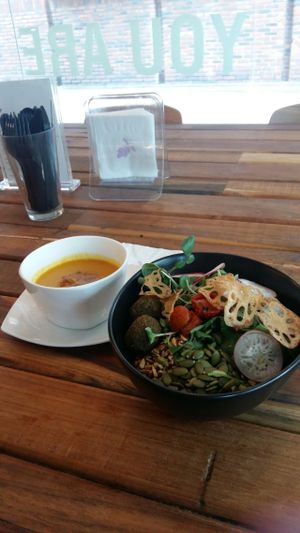 Carrot soup & buddha bowl  at Sattbar - 사뜨바 in Seoul