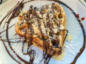 'chocolate' almond topping on vegan waffle at Waffelschwestern - Food Truck in Giessen