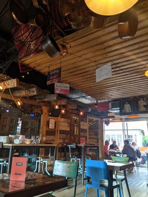 Decor at Thaikhun in Cambridge