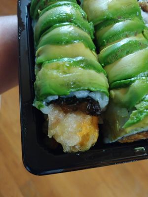 Sweetie Pie Roll: This time it came with Avocado rather than tofu, I actually liked the tofu better at Heiwa Shokudo in Asheville