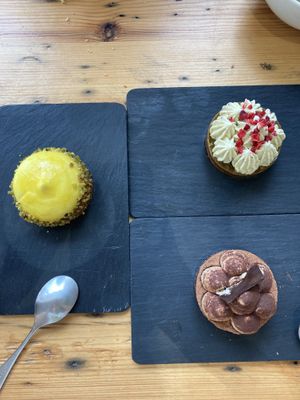 Postres veganos  at A Factoria Verde in A Coruna