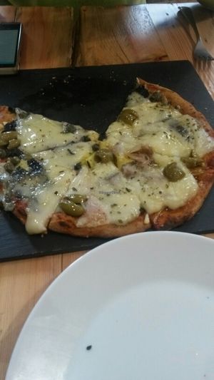 pizza vegana con algas  at A Factoria Verde in A Coruna