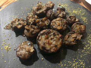 stuffed Portabello mushrooms at A Factoria Verde in A Coruna