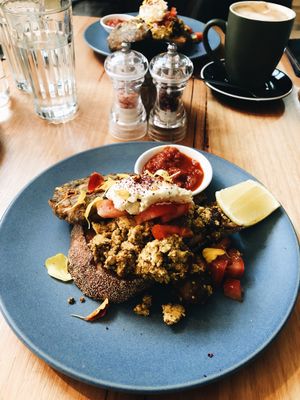Bruschetta - scrambled tofu, with added hash brown at Wild Thyme Cafe in Bright