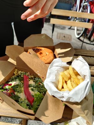 A small salad, the Arancini burger and chips at The Gourmet Offensive in Galway