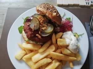 Hamburger at Komkommertijd in Ghent