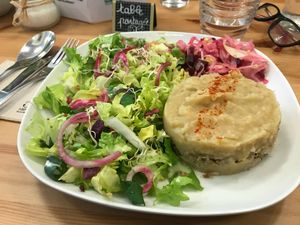 Puree de pommes de terre et celeri&harricots blancs fumes & fenouil endives betterale  at LULU - Graine d'un Monde in Dijon