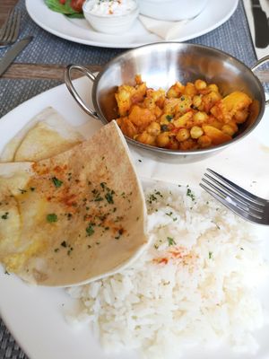 Chickpea curry at The Black Horse in Endon