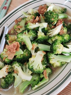 vegtable at Lanmadaw Vegetarian Restaurant in Yangon