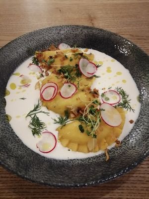 Gefüllte Teigtaschen at Pastva in Prague