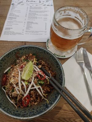 Pad thai at Pastva in Prague