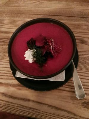 creamy borsch at Pastva in Prague