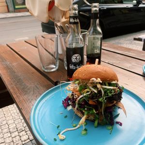 Jackfruit Burger 🤩 at Pastva in Prague