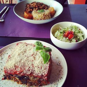 main dishes, lasagne and 
stew with sweet potatoes and chickpeas (2016) at Markies de Salade in Deurle