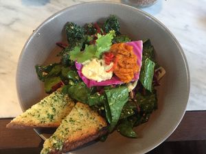 fresh salade with gluten free bread, spinach and garlic at Pels Supershop in Tibubeneng