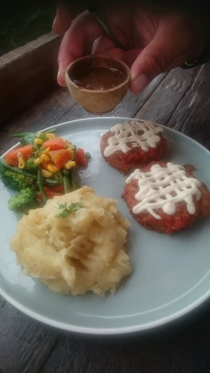 tricken Parma  at Pels Supershop in Tibubeneng