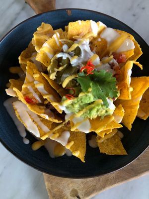 Nacho liebre at Pels Supershop in Tibubeneng