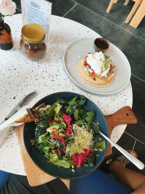 A green salad and some pancakes  at Pels Supershop in Tibubeneng