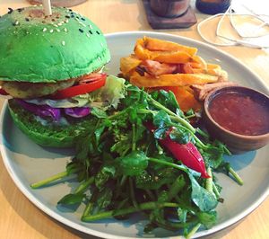 Veg out burger at Pels Supershop in Tibubeneng