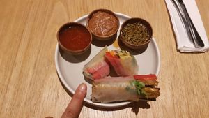 Tiny Summerrolls at Pels Supershop in Tibubeneng