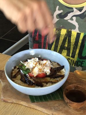 Porridge at Pels Supershop in Tibubeneng