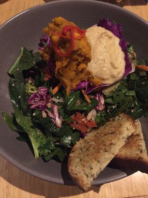 Good Fuel Bowl (75k) at Pels Supershop in Tibubeneng