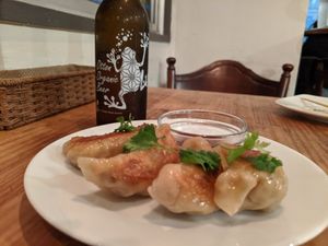 Coriander dumplings at Kiboko in Tokyo