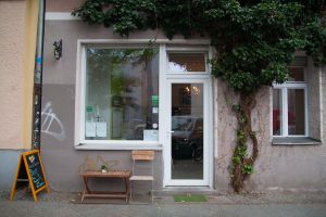 Front door at Crunch Kantine in Berlin