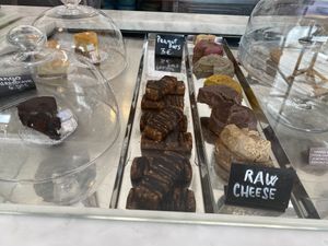 Dessertide at Ecru in Rome