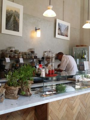 Clean, bright and welcoming at Ecru in Rome