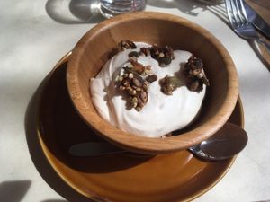 Cashew yoghurt muesli at Ecru in Rome