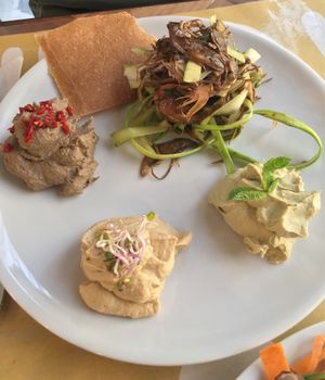 tris of humus with asparagus and fennel “carpaccio” at Ecru in Rome
