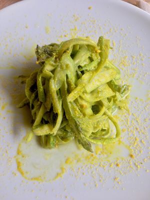 asparagus tagliatelle with asparagus, turmeric and curry souce at Ecru in Rome