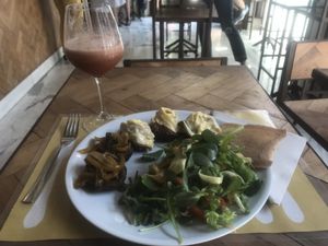 Juice and shitake’s plate at Ecru in Rome