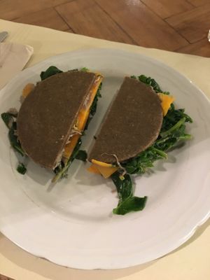 Raw burger  at Ecru in Rome