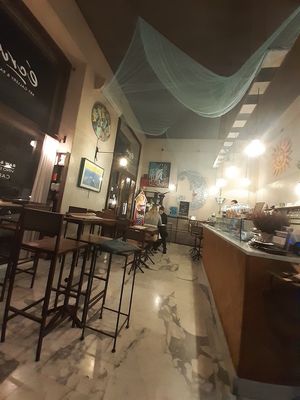 Écru at Ecru in Rome