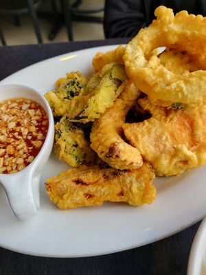 Vegetable Tempura 🍤 at Veganic Thai Cafe in San Diego