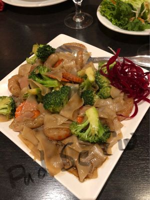 Pad Se Ew at Veganic Thai Cafe in San Diego