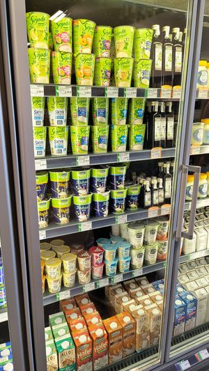 Cooling counter at Landwege - Bio Markt Ziegelstrasse in Luebeck