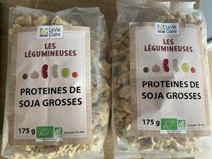 Soy chunks  #Veganuary at La Vie Claire in Sainte-marguerite