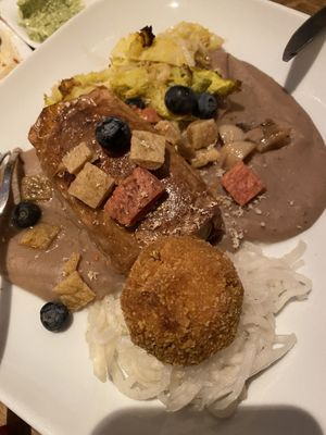 ‘Filet’ (glorified piece in f tofu)   at Zest in Leipzig