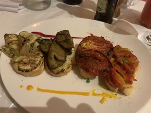 bruschettas (abobrinha, berinjela, tomate cozido e pimentões) at Est! Est! Est! in Belo Horizonte